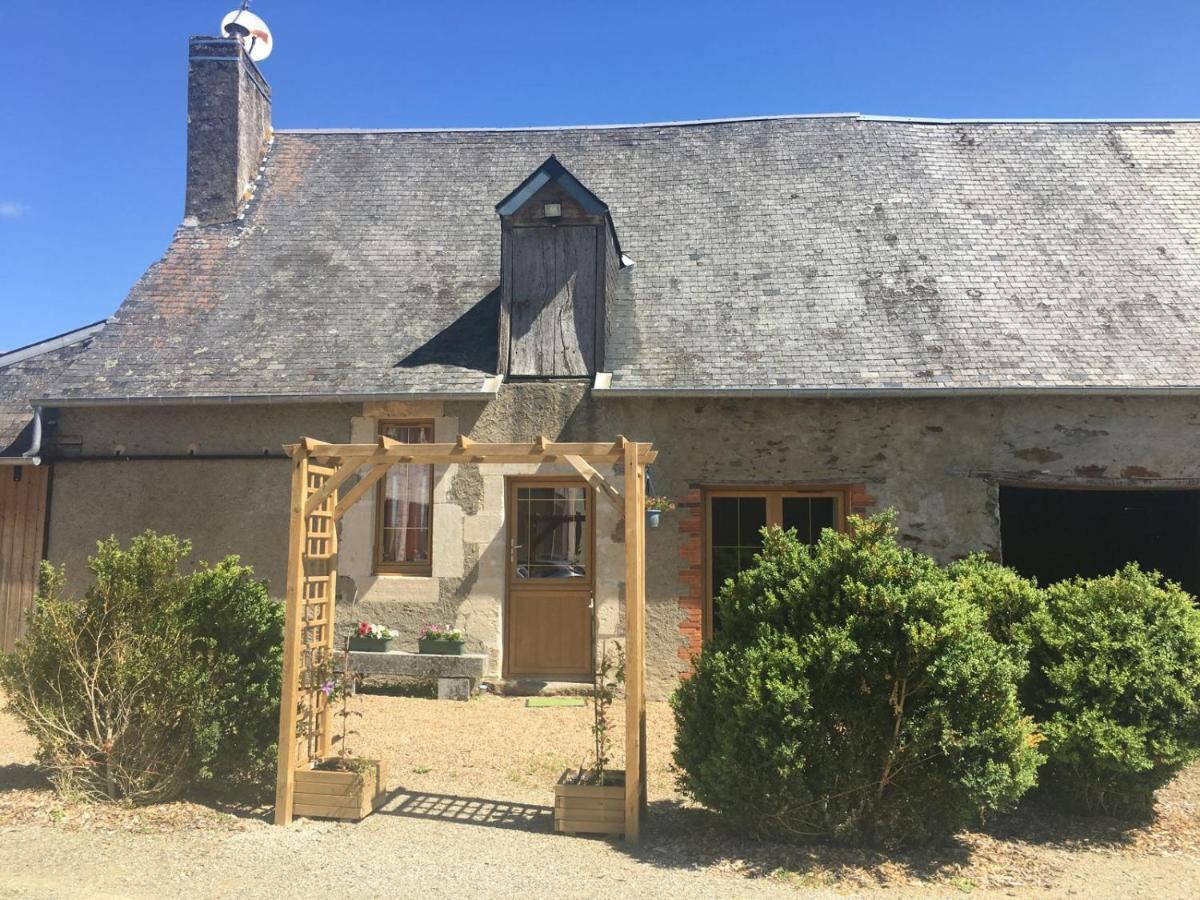 Gite A La Ferme Rouëssé-Vassé Buitenkant foto